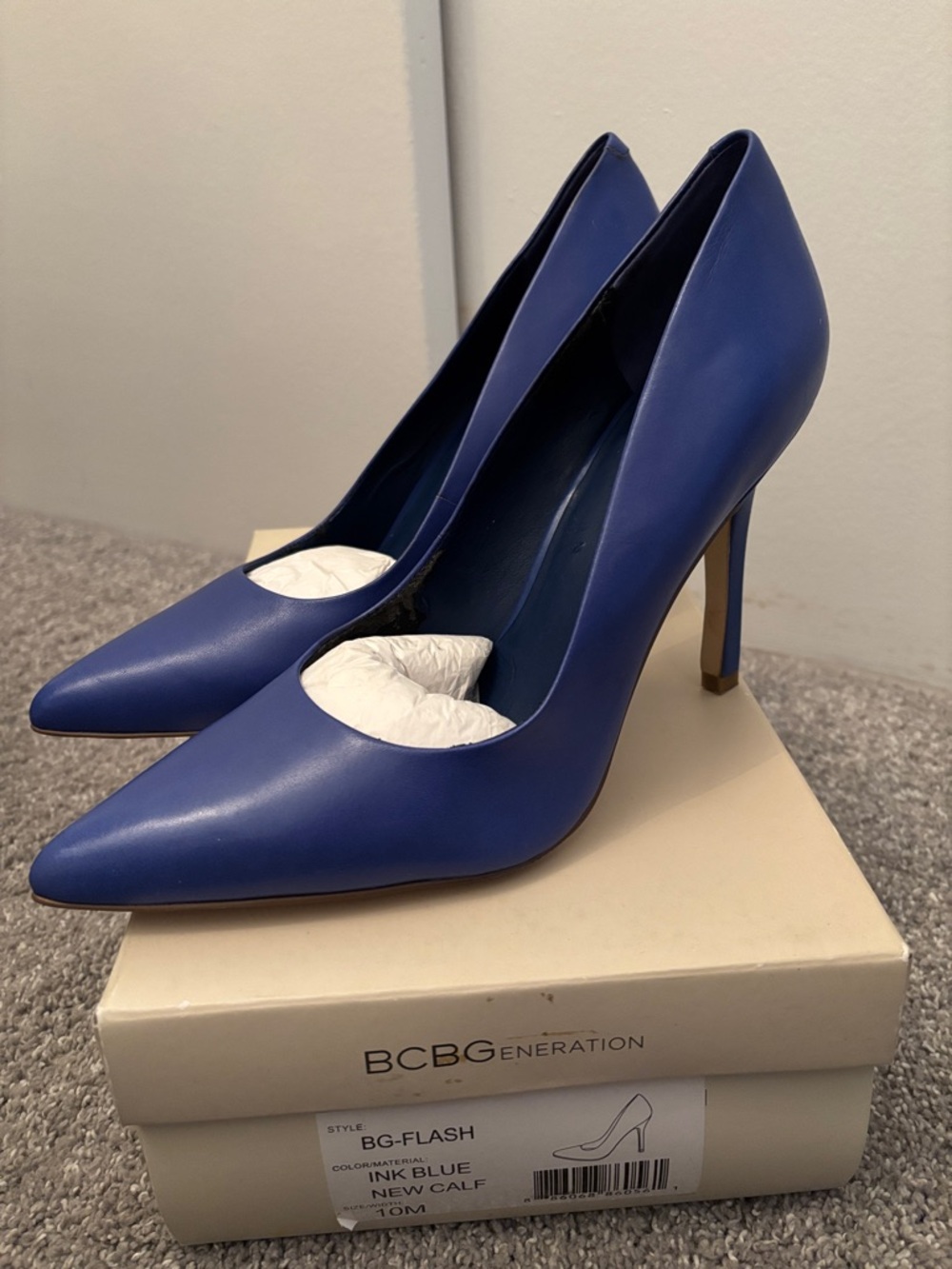 BCBG ink blue heels size 10.